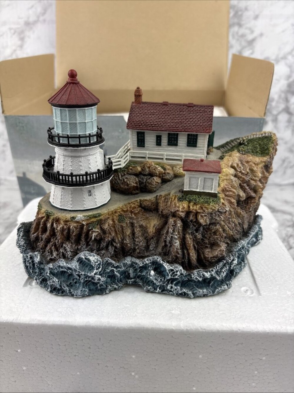 *Harbour Lights Point Reyes California #299 Retired 2003